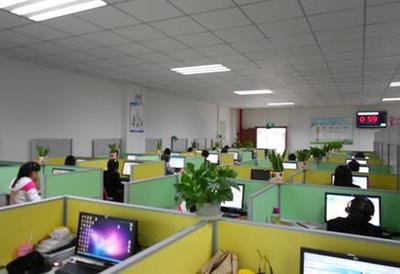 软件开发技术门槛降低 数据运营服务如何重塑软件公司核心竞争力