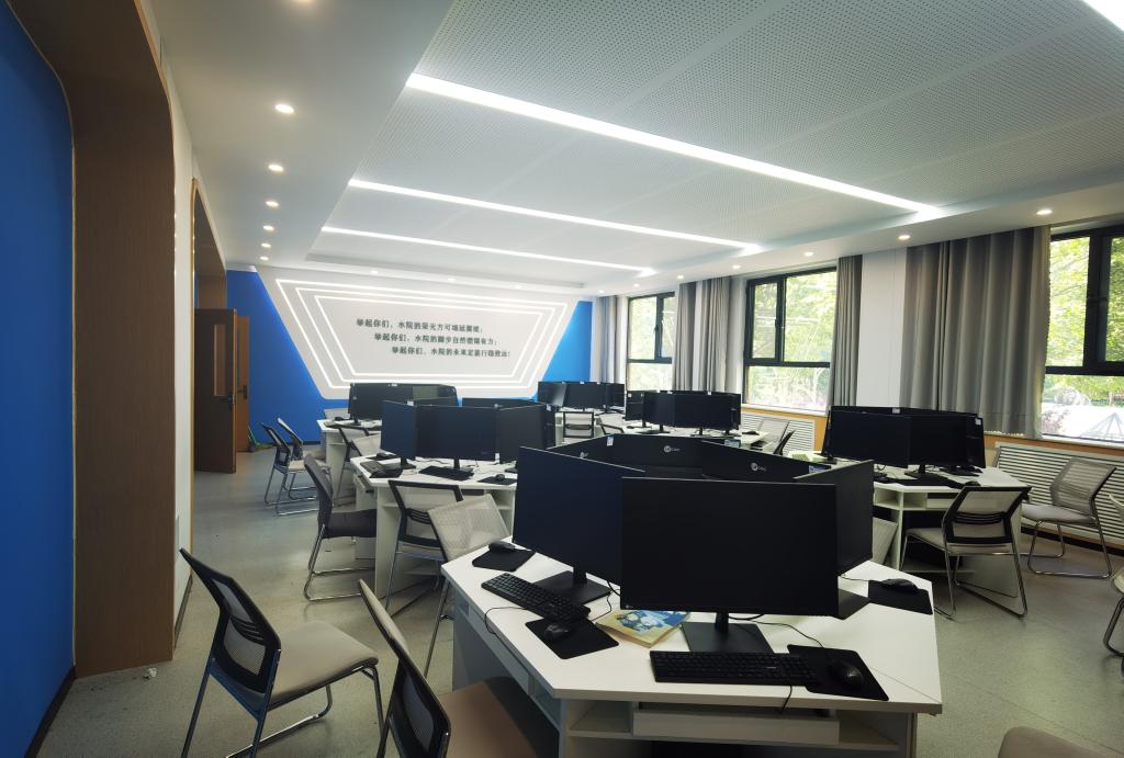 多媒体制作专业中的软件技术服务 创新驱动与价值赋能